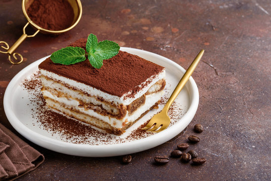 Tiramisú casero de Kopi Luwak Café